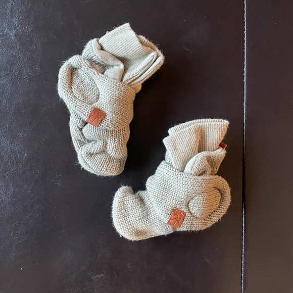 Other - Tan baby booties